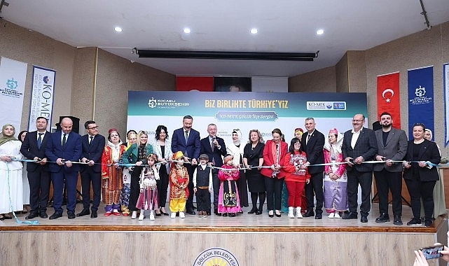 KO-MEK’te üçüncü yıl sonu sergisi Gölcük’te açıldı