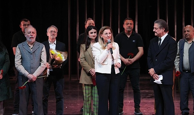 Bakırköy'de Tarık Akan'ın Hayatı Sahneye Taşındı