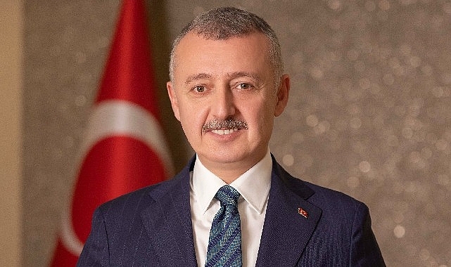 “Bu milletin gençleri, insanlığın geleceğine yön verecektir