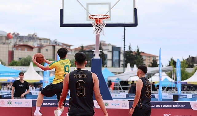 Kocaeli gençliği EnFest'e akın ediyor