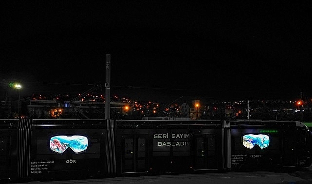 Kocaeli'de tramvaylar su altı dünyasına dönüştü