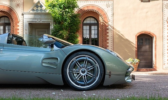Pirelli, Cyber Tyre ile Yollarda: Pagani Utopia Roadster ile 1.500 Kilometrelik Sürüş