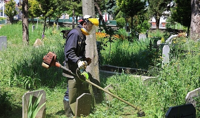 Kartepe'de Yeşil Alanlar Bayrama Hazırlanıyor