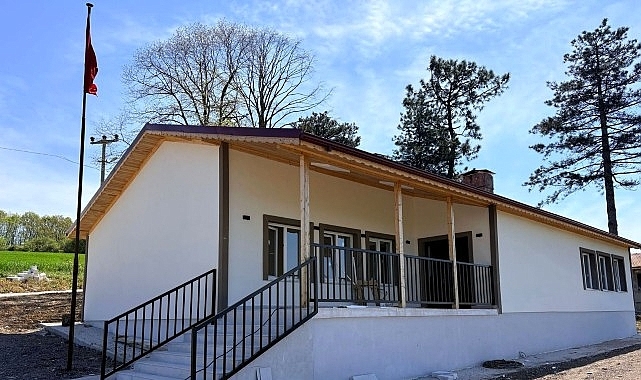 Eski okul binası Büyükşehir'le geleceğe kazandırılıyor