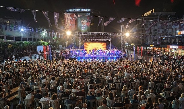 Başkan Çerçioğlu Aydın Büyükşehir Belediyesi Konservatuarı'nın Eşsiz Gösterilerini Aydınlılar ile Buluşturdu