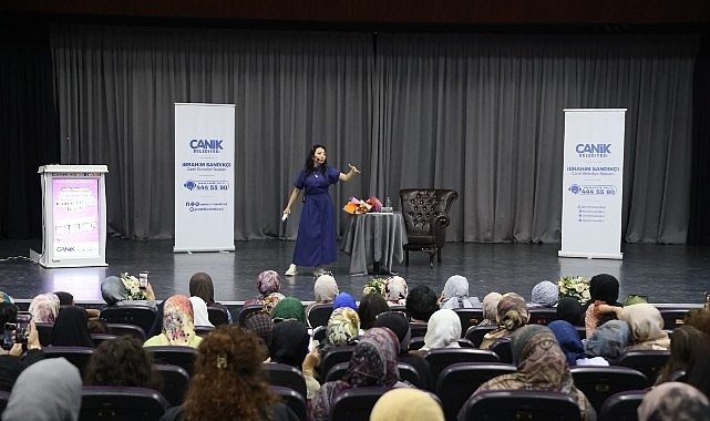 Canik Belediyesi'nden ″Geleneksel Yöntemlerle Kadim Şifanın İzinde″ Konferansı