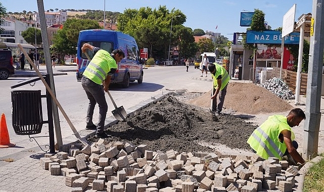 Ayvalık'ta kaldırımlar yayalar için daha güvenli, düzenli ve kullanışlı…