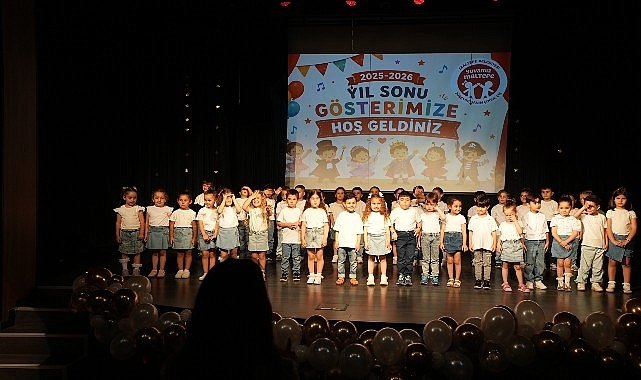 Maltepe Belediyesi'nin kreşlerinde yılsonu heyecanı