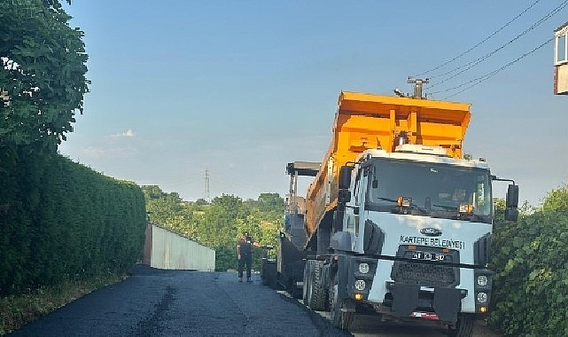 Kartepe'de Asfalt Mesaisi Aralıksız Sürüyor