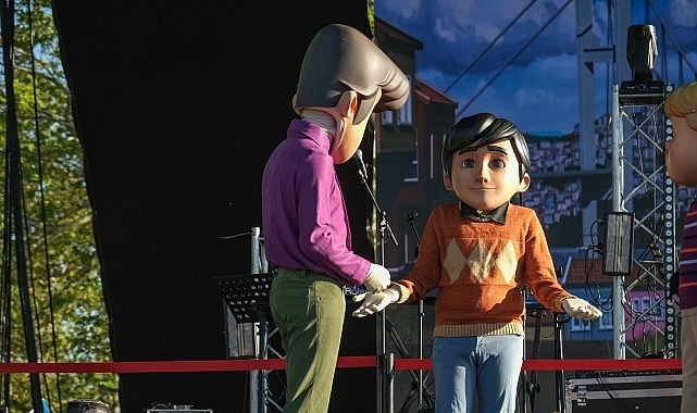 Çizgi film karakterleri Karneval'da sahne aldı