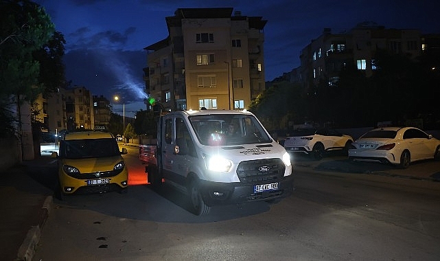 Büyükşehir'den gece vektör mesaisi