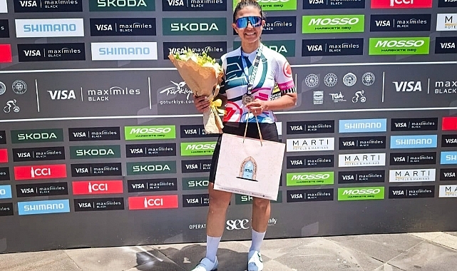 DEÜ'lü Akademisyen, L'Étape by Tour de France Türkiye Etabı'nda İkincilik Kürsüsüne Çıktı