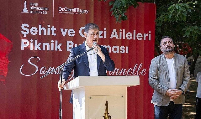 Başkan Tugay, şehit aileleri ve gazilerle buluştu  ″Ne yaparsak yapalım hakkınız ödenmez″