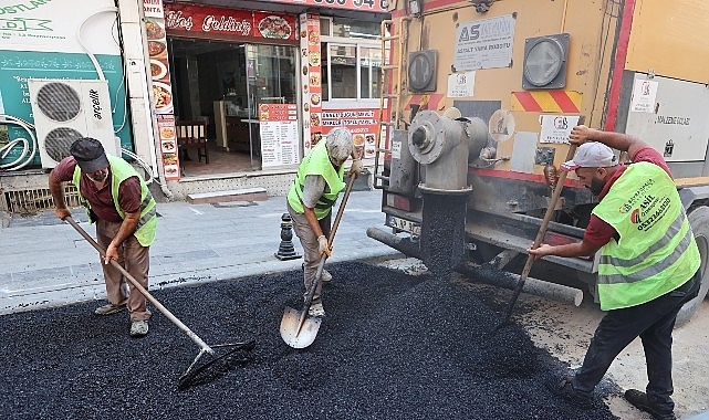 Başkan Vekili Akın, Bağlar Caddesi'ndeki yenileme çalışmalarını yerinde inceledi