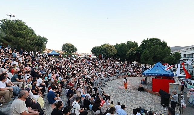 Karabağlar'da Neşeli Sokaklar Mutlu Çocuklar Şenliği yoğun katılımla başladı