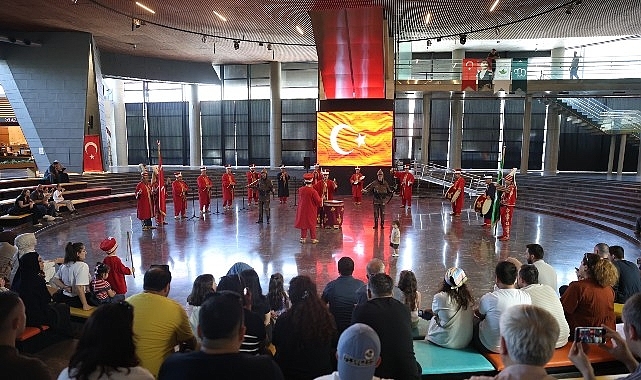 Panorama 1326 Bursa'da Tarihin İhtişamı Yankılandı