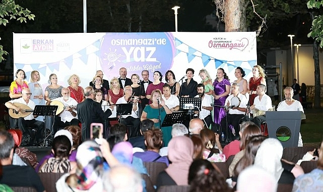 Osmangazi'nin Mahalle Şenliğinde Koro Coşkusu