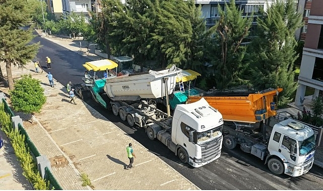 Başkan Çerçioğlu'nun Çalışmalarıyla Efeler'in Yolları Yenileniyor