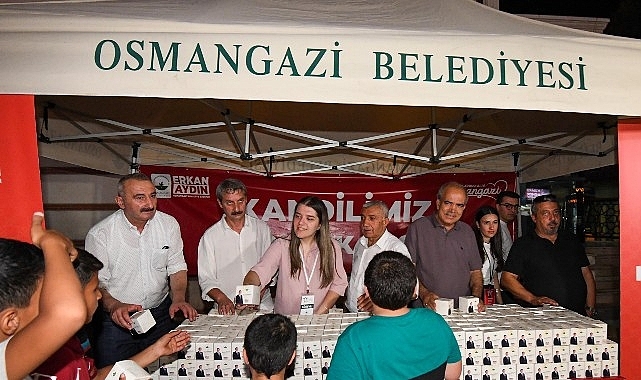 Osmangazi Belediyesi'nden Mevlit Kandili'nde Geleneksel İkram
