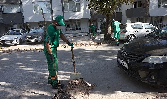 Çankaya'da temizlik mesaisi gece gündüz sürüyor