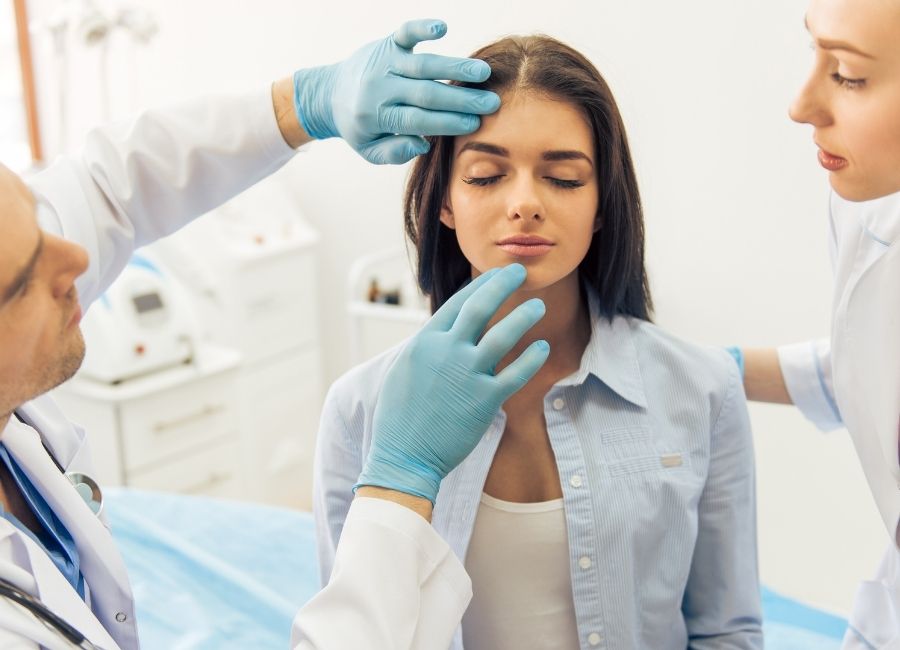 Doğal Güzelliğe Dokunuş: Estetikte Yeni Yaklaşımlar