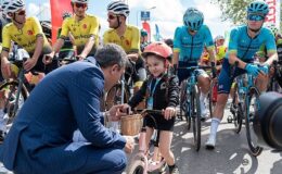 59. Cumhurbaşkanlığı Türkiye Bisiklet Turu’nun 3. Etabı olan Fethiye – Marmaris etabında 23 Nisan Ulusal Egemenlik ve Çocuk Bayramı coşkuyla kutluyor