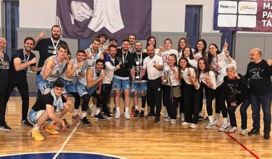 Erkek Basketbol Takımı Avrupa Şampiyonluğu’nu hedefliyor! Üsküdar Üniversitesi Erkek Basketbol takımı Süper Lig Şampiyonu oldu!